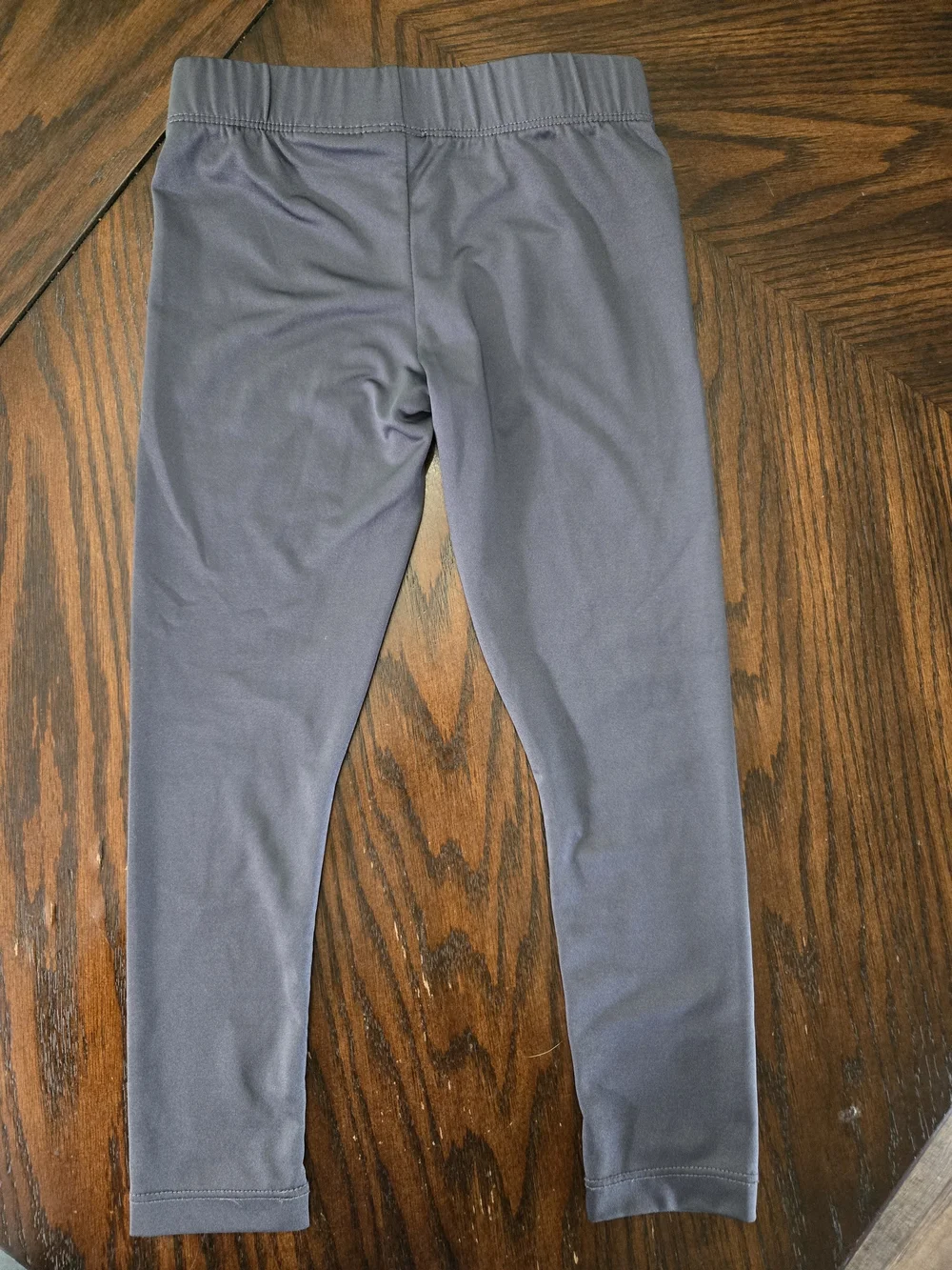 PUMA Light Gray Top & Navy Leggings with Pink Logo - Picture 6 of 7